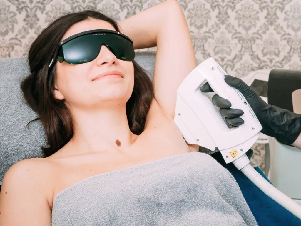 Entspannende Behandlung mit Naturkosmetik bei Susanne Ka.